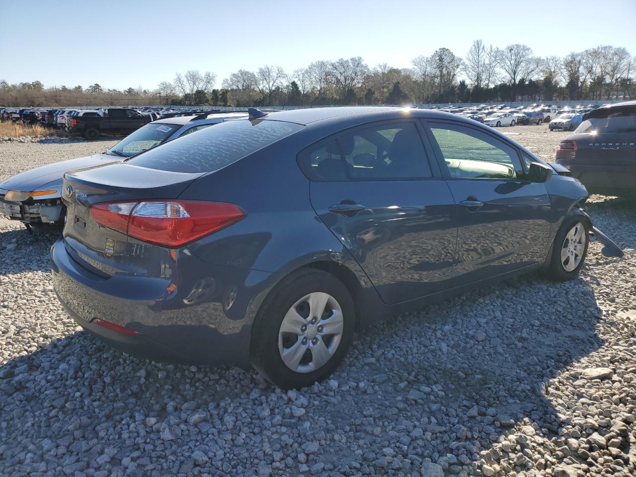 2016 Kia Forte - Image 3