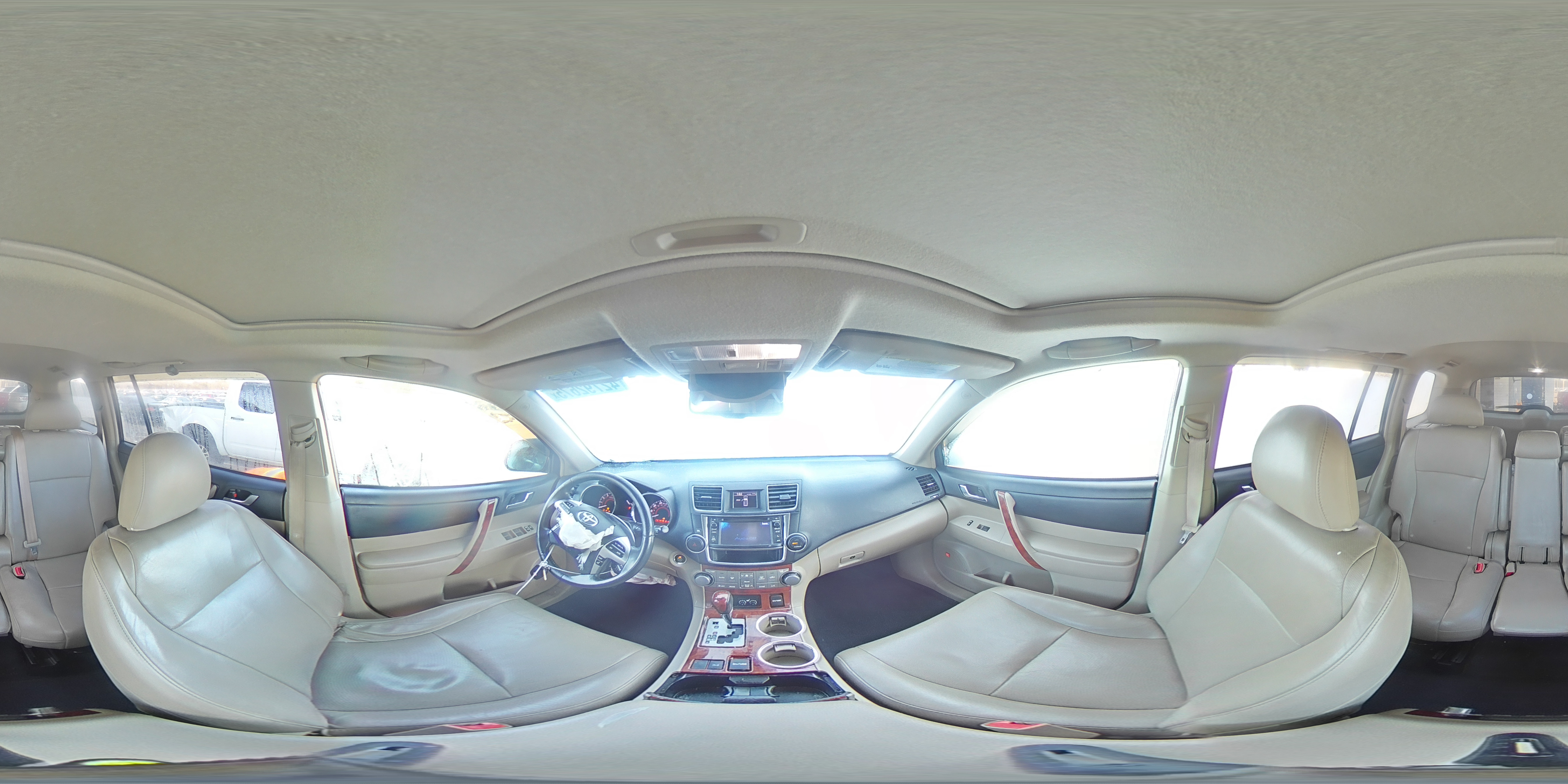 2013 Toyota Highlander - Image 14