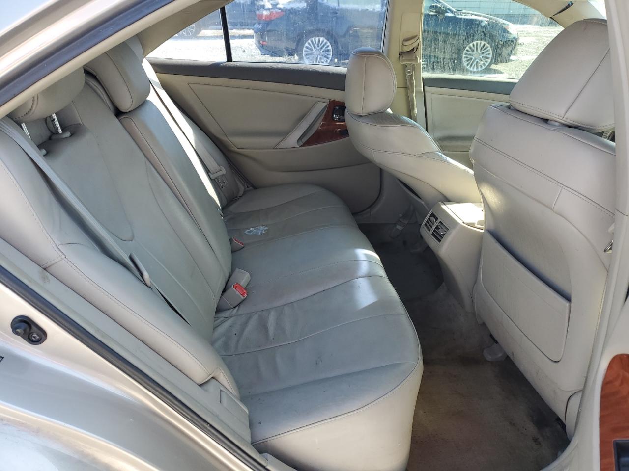 2008 Toyota Camry - Image 11