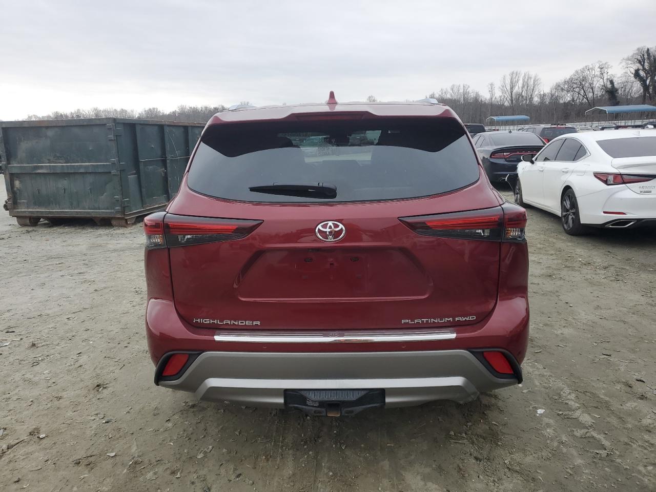 2024 Toyota Highlander - Image 6