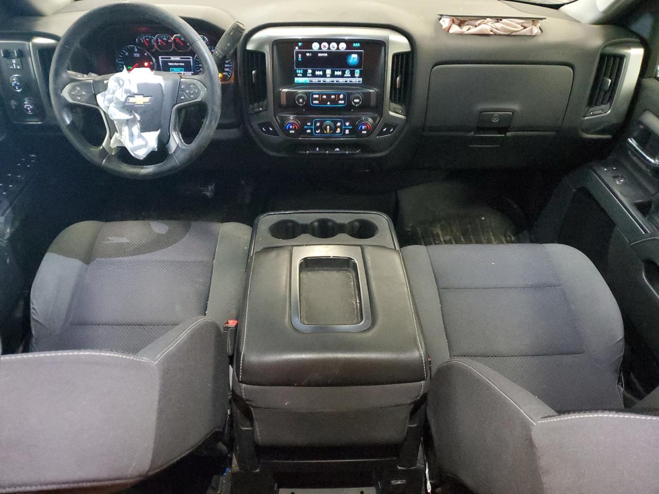 2016 Chevrolet Silverado - Image 8
