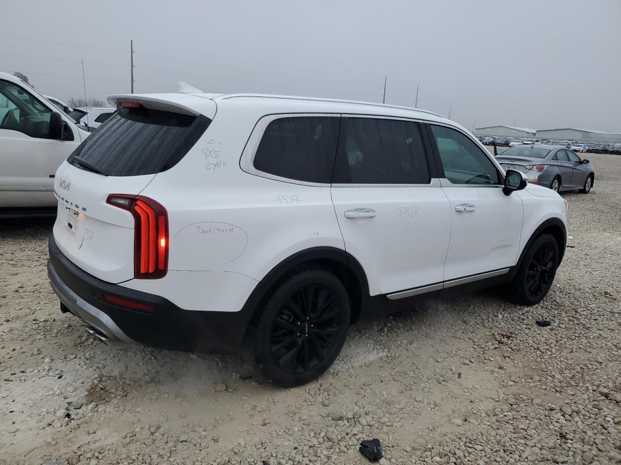 2022 Kia Telluride - Image 3