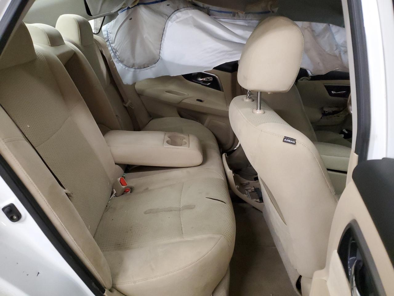 2014 Nissan Altima - Image 10