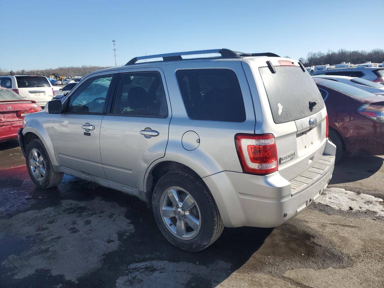 2010 Ford Escape - Image 2