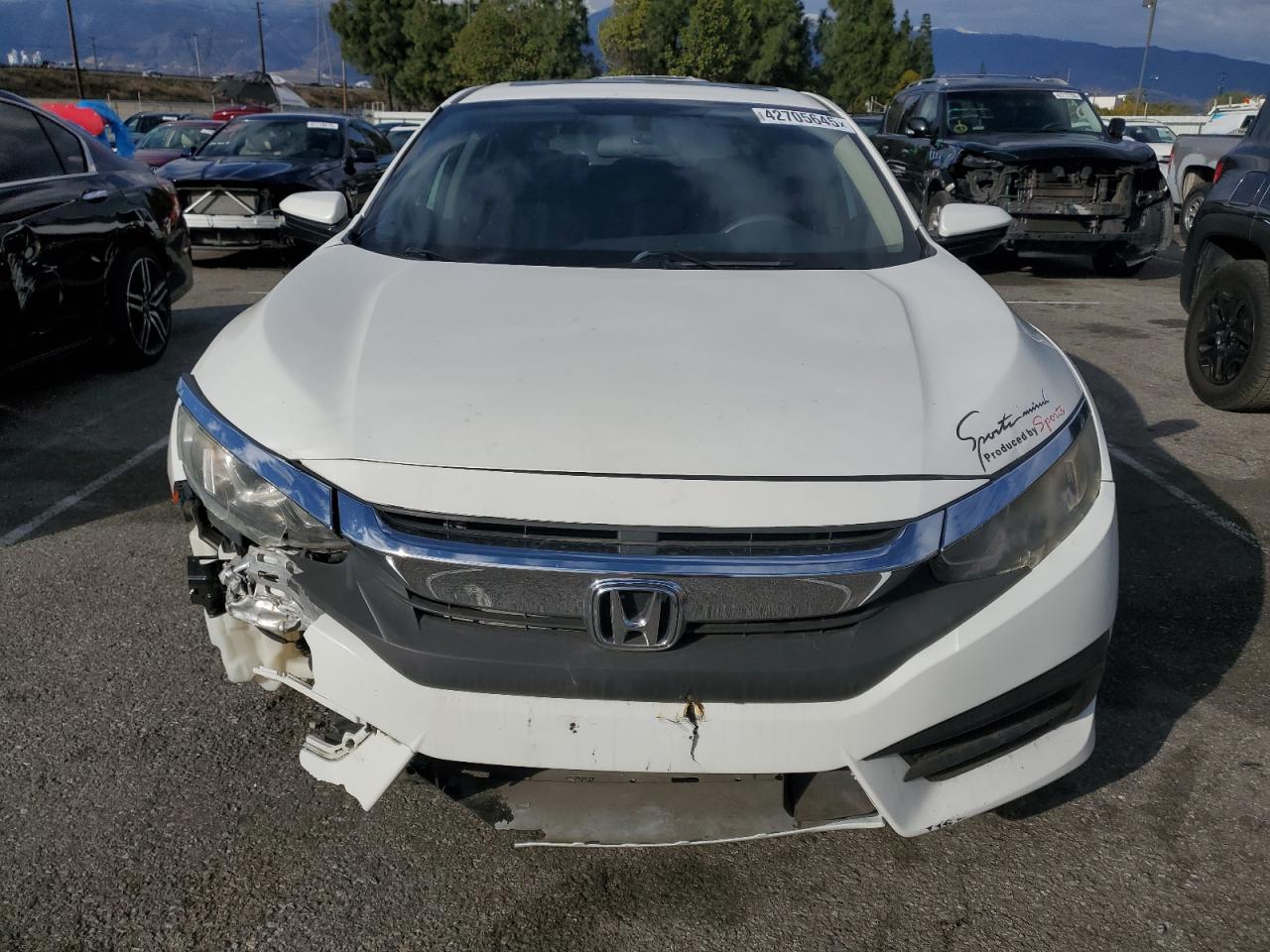 2017 Honda Civic - Image 5