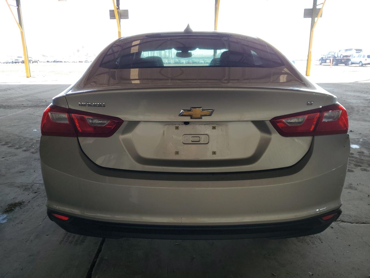 2016 Chevrolet Malibu - Image 6