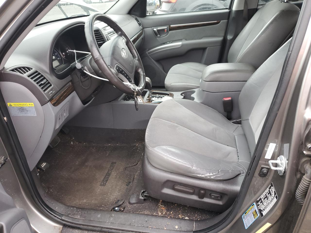 2012 Hyundai Santa Fe - Image 7