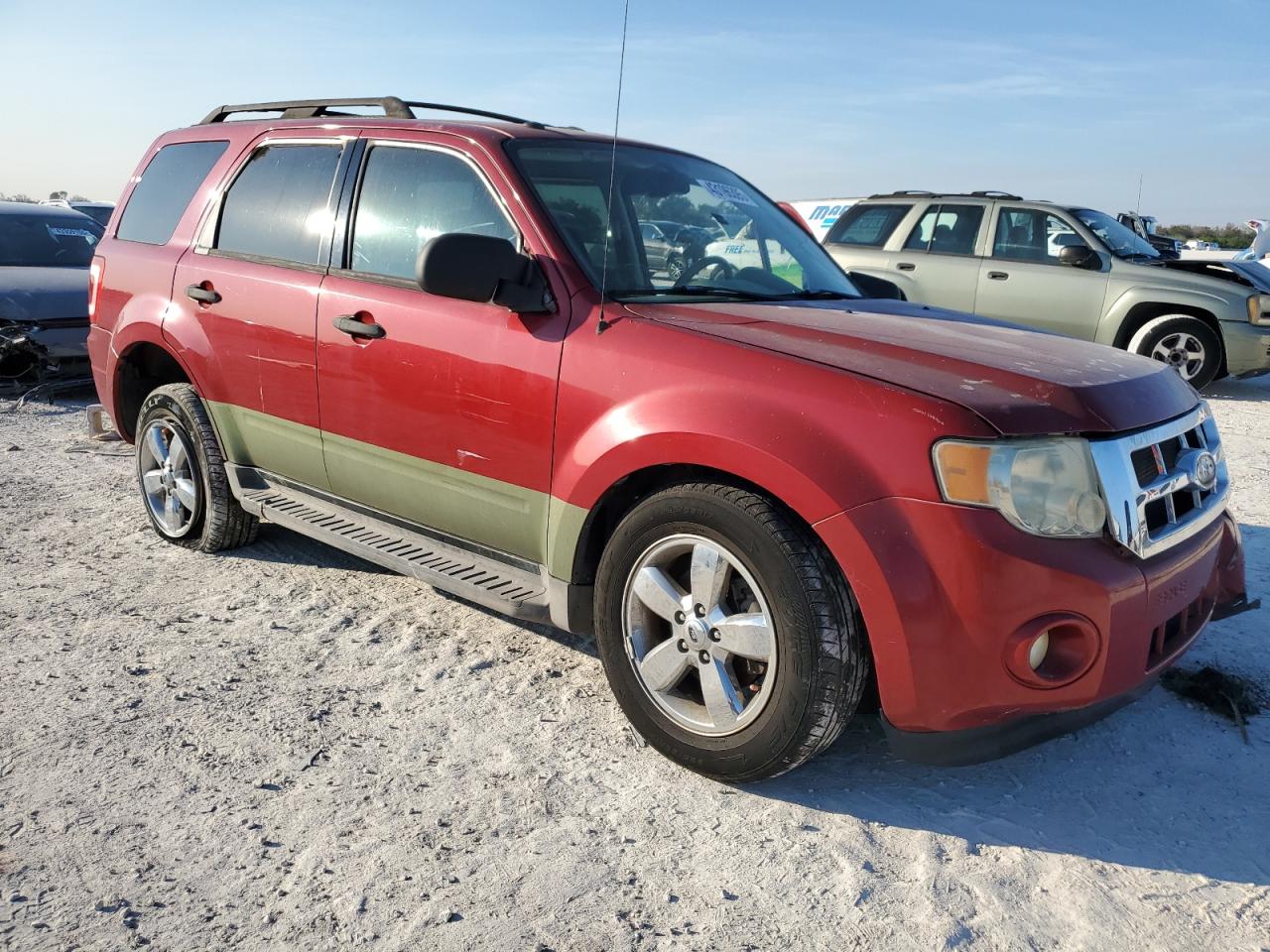 2010 Ford Escape - Image 4