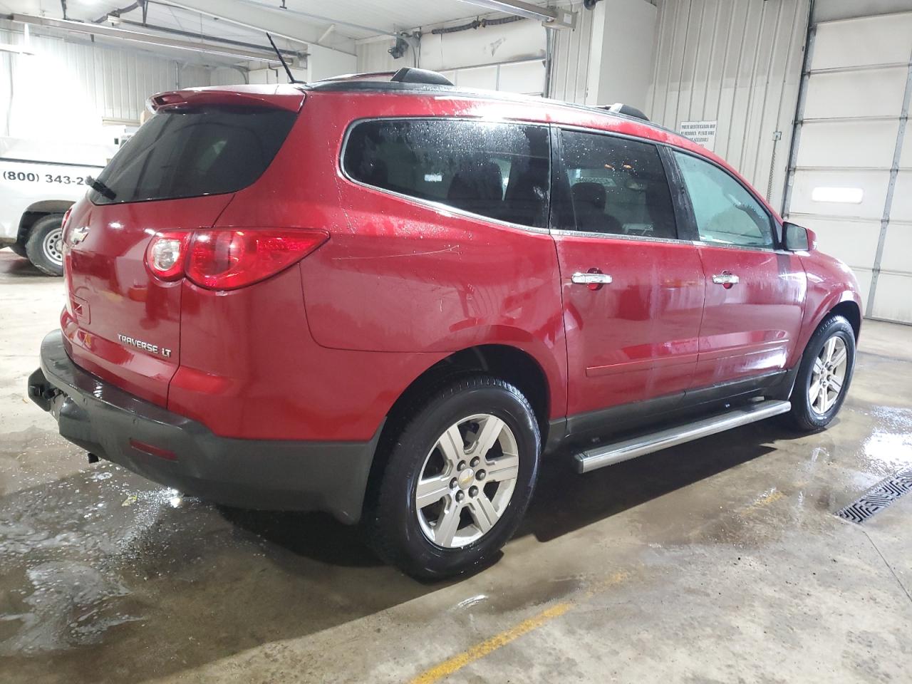 2012 Chevrolet Traverse - Image 3