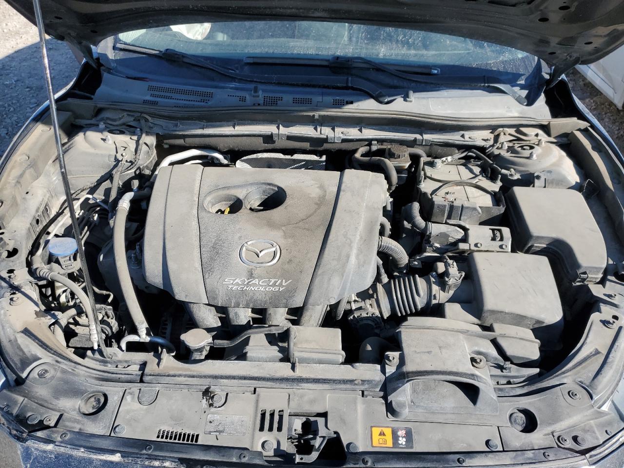 2017 Mazda 3 - Image 12