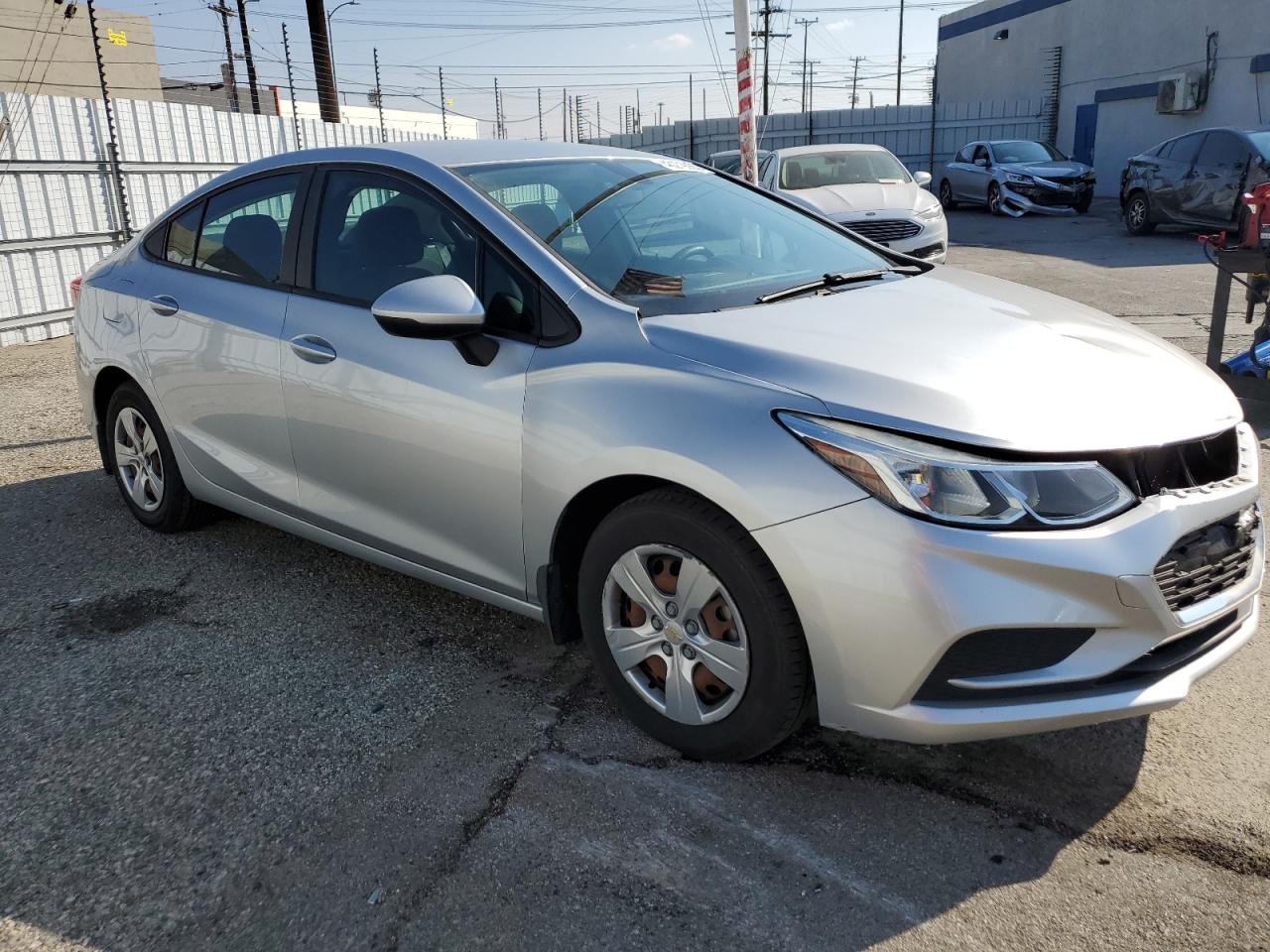 2017 Chevrolet Cruze - Image 4