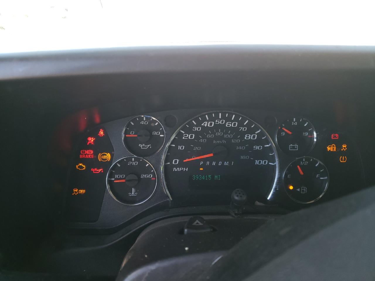 2012 Chevrolet Express - Image 9