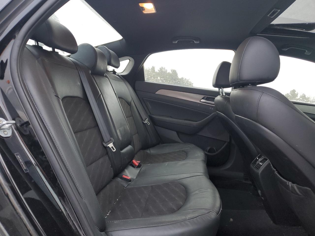 2018 Hyundai Sonata - Image 10