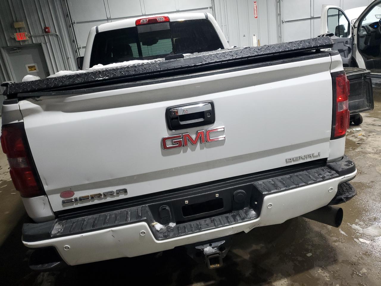 2015 GMC Sierra - Image 6
