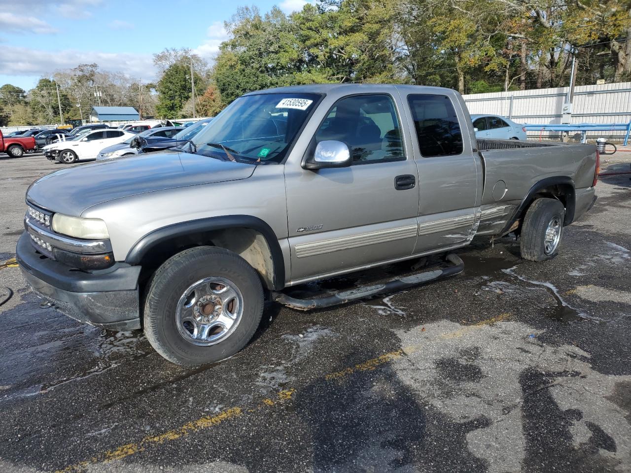 2000 Chevrolet Silverado - Image 1
