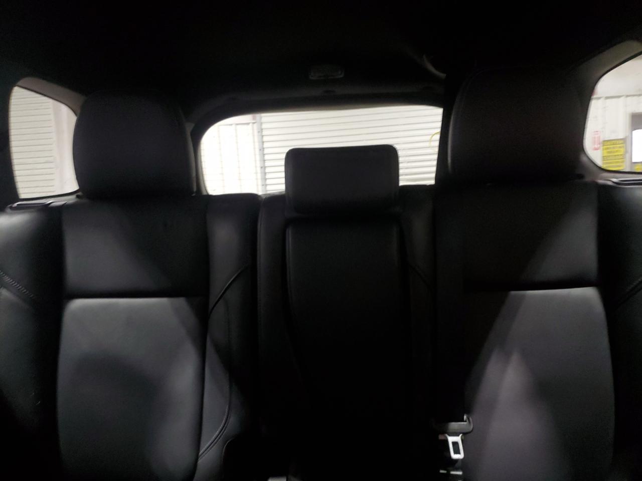2020 Mitsubishi Outlander - Image 10