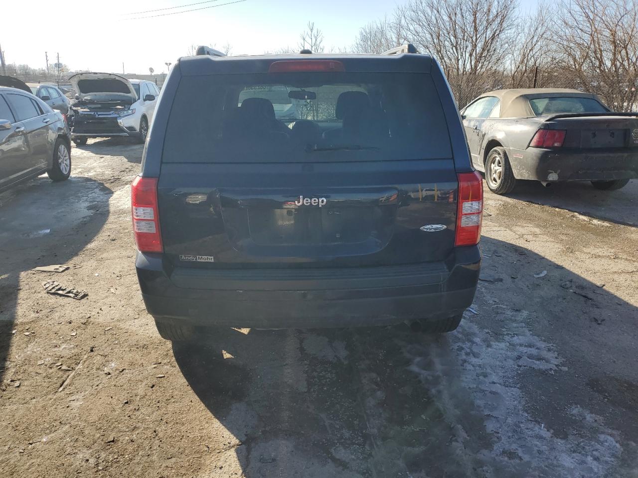 2014 Jeep Liberty (Patriot) - Image 6