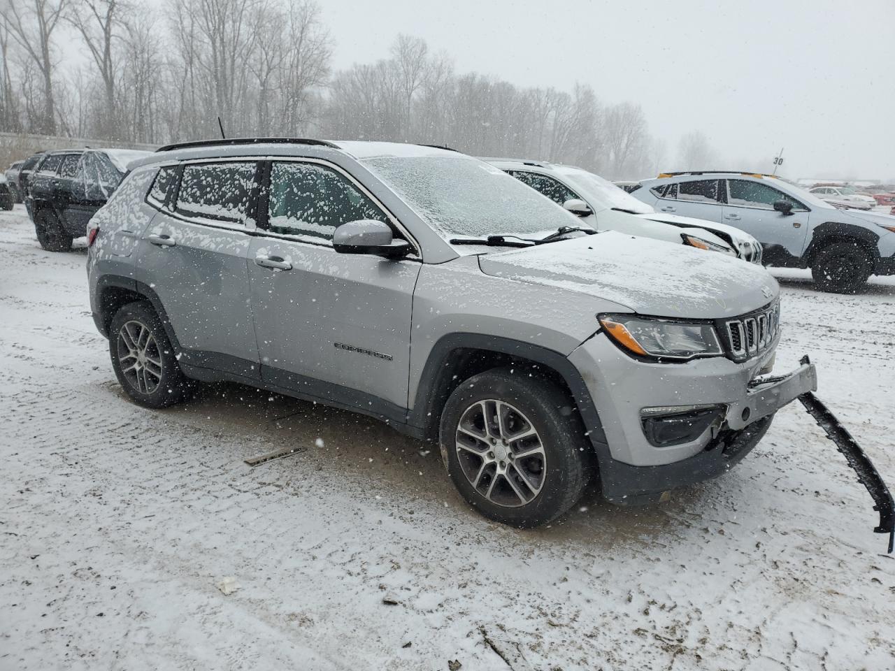 2018 Jeep Compass - Image 4