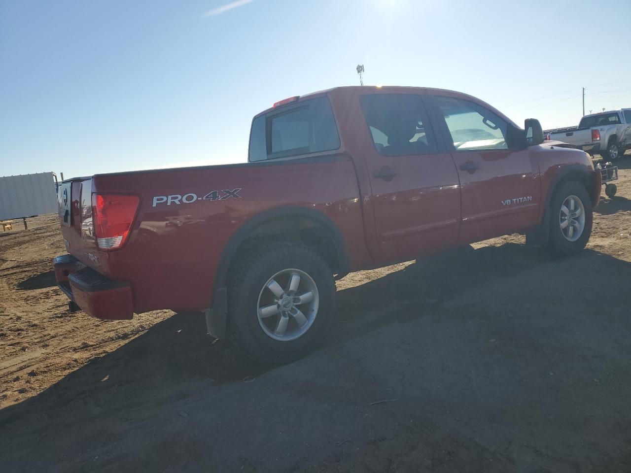 2012 Nissan Titan - Image 3