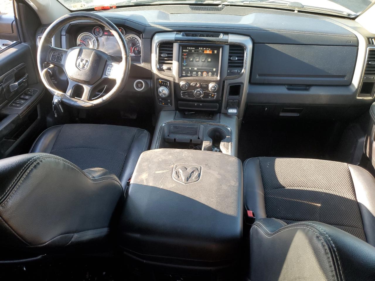2016 RAM 1500 - Image 8