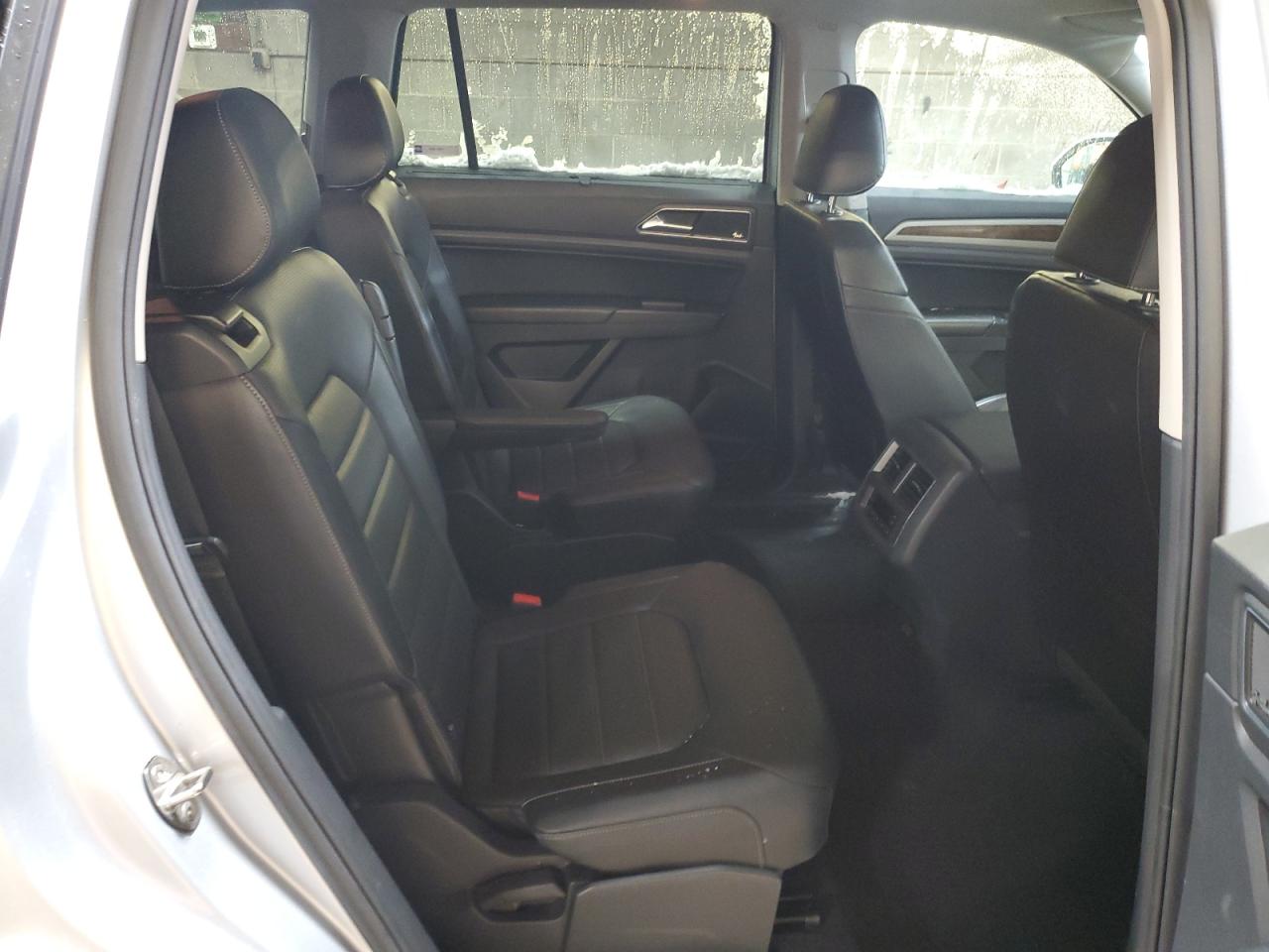 2019 Volkswagen Atlas - Image 11