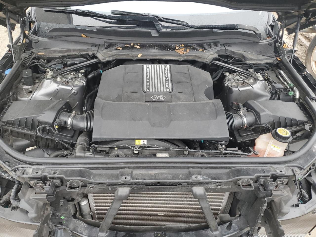 2016 Land Rover Range Rover - Image 12