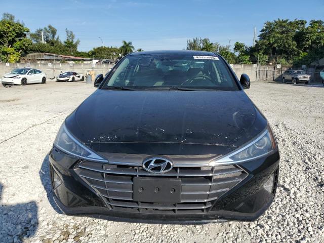  HYUNDAI ELANTRA 2019 Серый