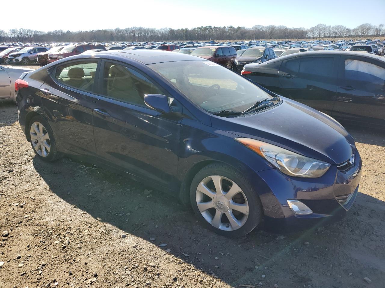 2013 Hyundai Elantra - Image 4
