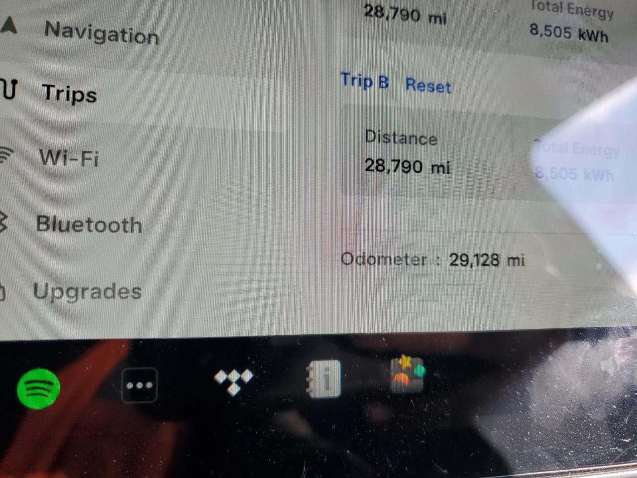 2022 Tesla Model Y VIN: 7SAYGDEF3NF464110 Lot: 87161454