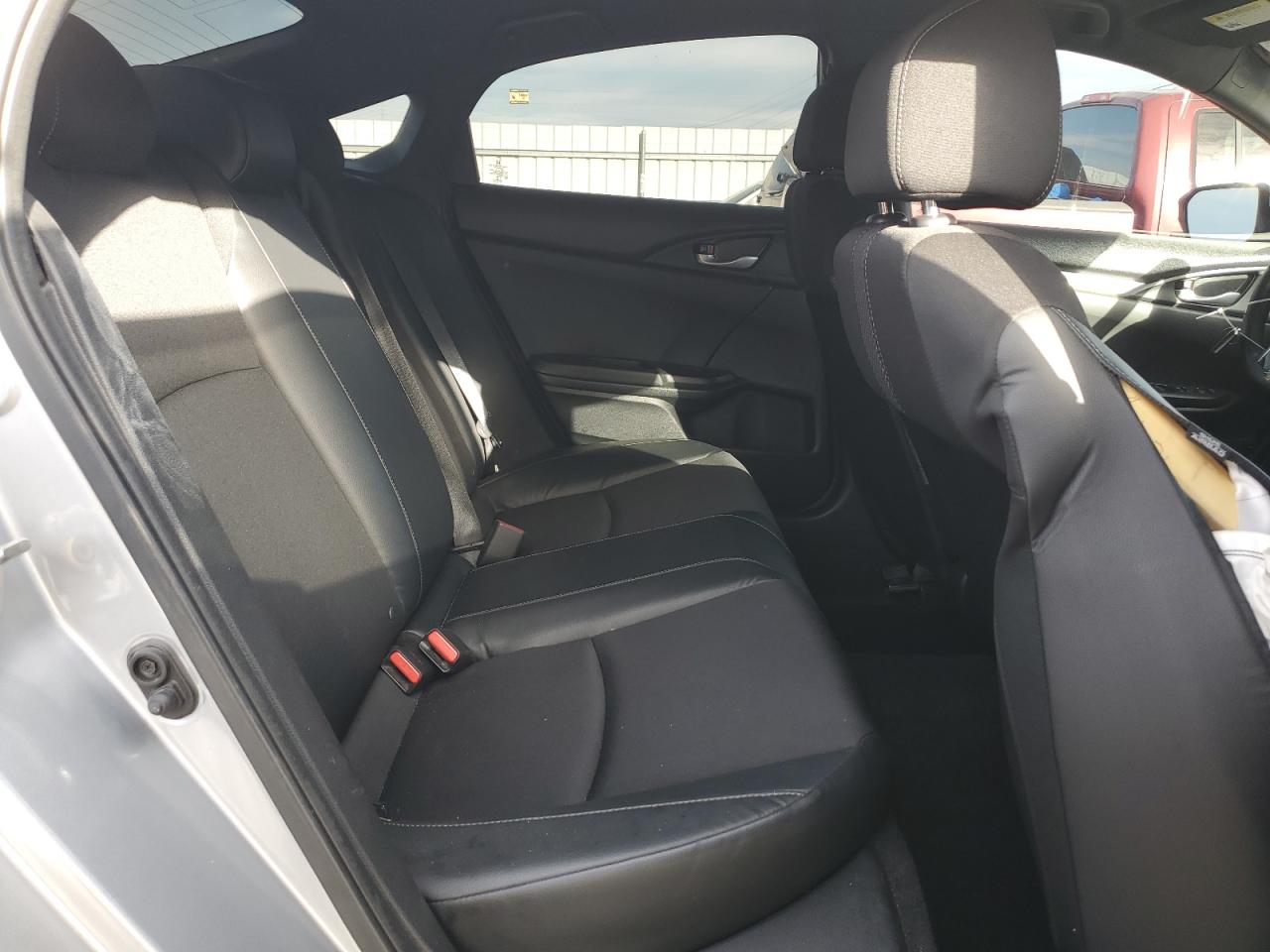 2019 Honda Civic - Image 10