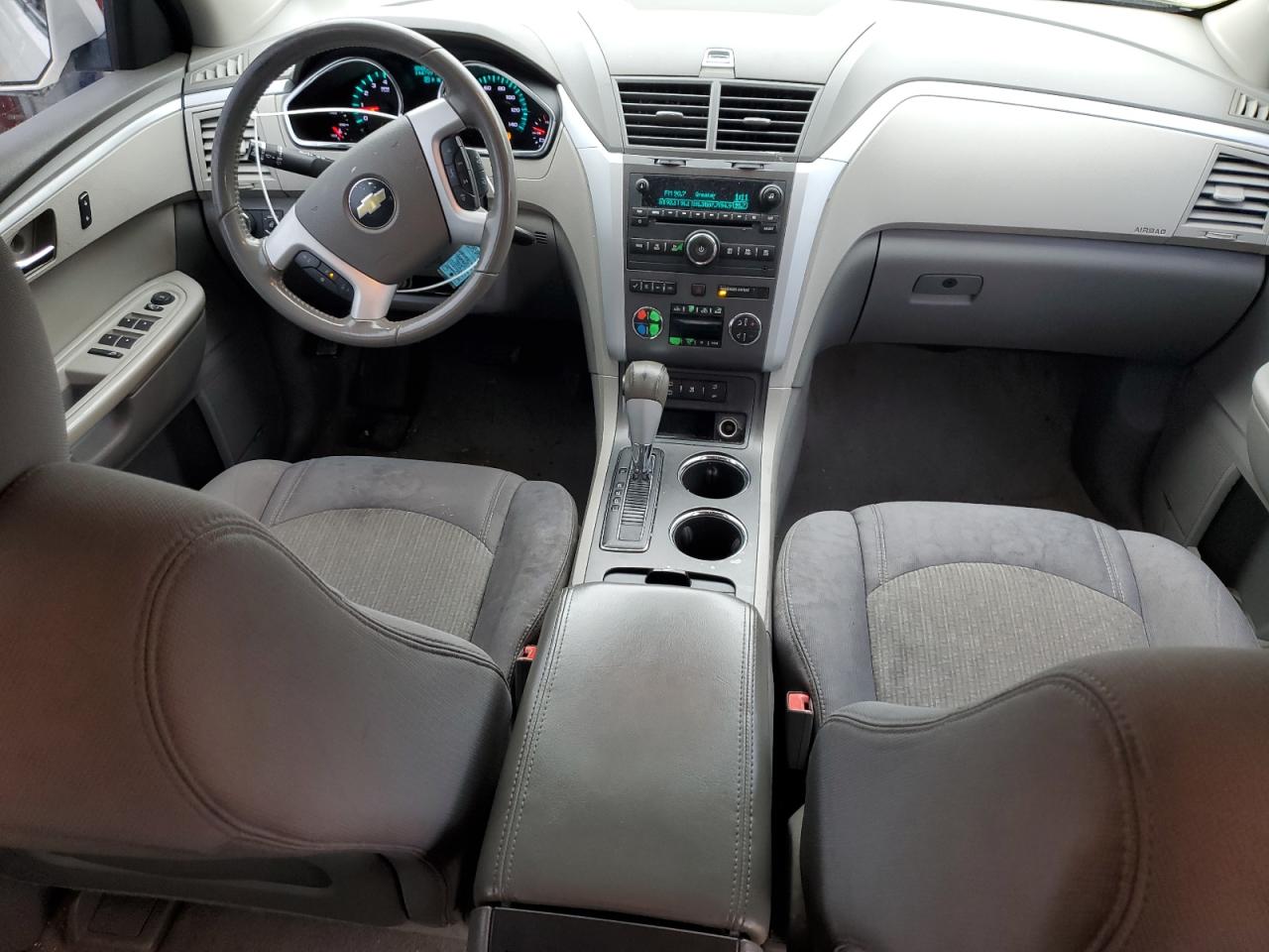 2011 Chevrolet Traverse - Image 8