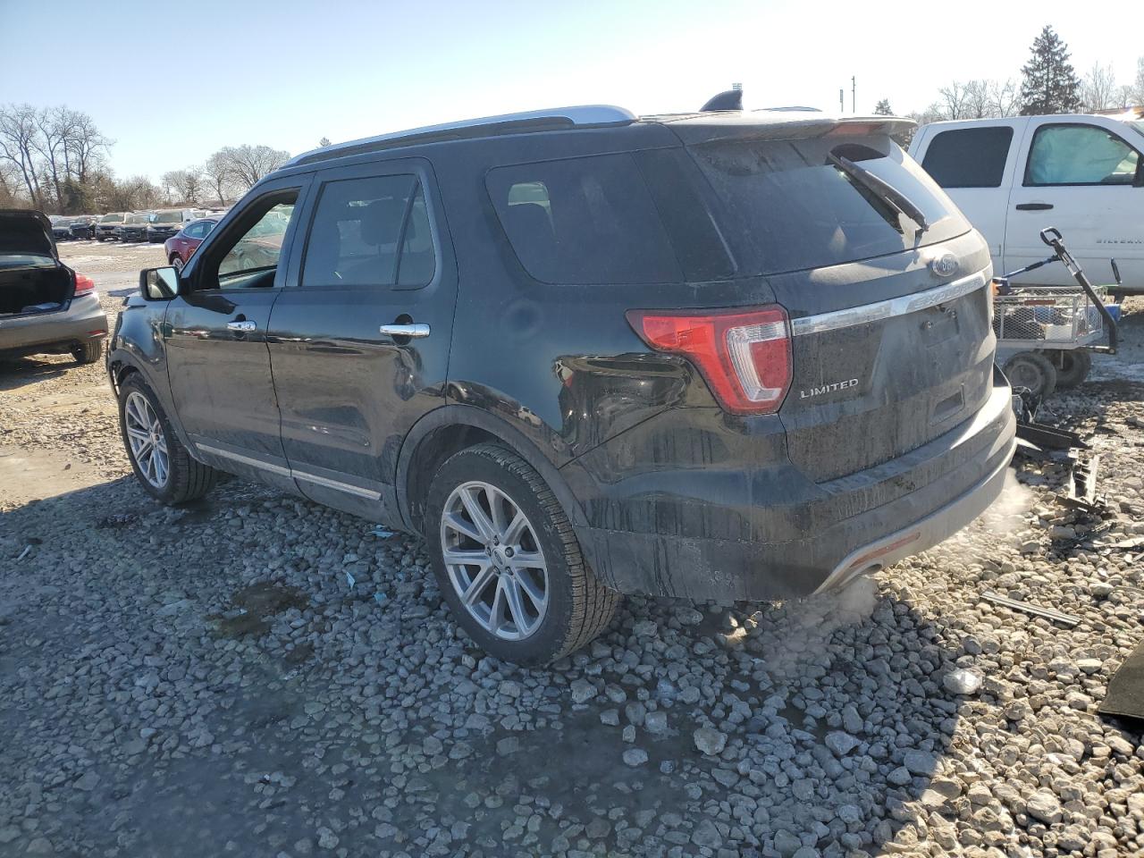 2017 Ford Explorer - Image 2