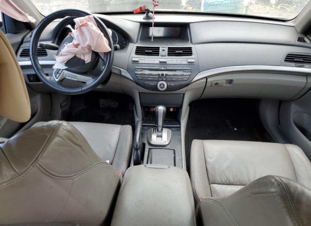 2010 Honda Accord - Image 8