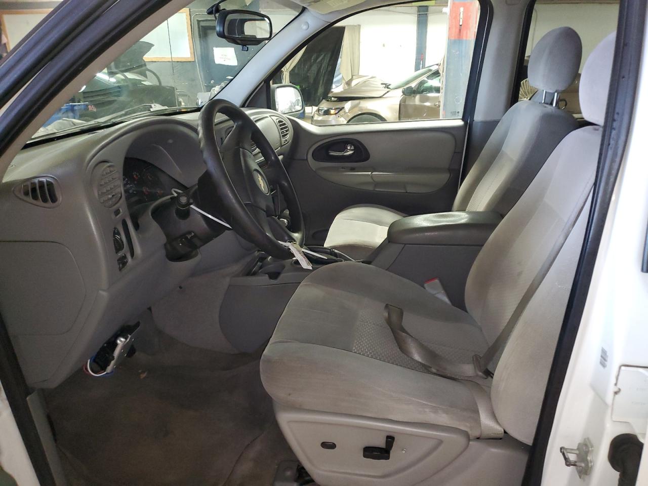 2008 Chevrolet TrailBlazer - Image 7