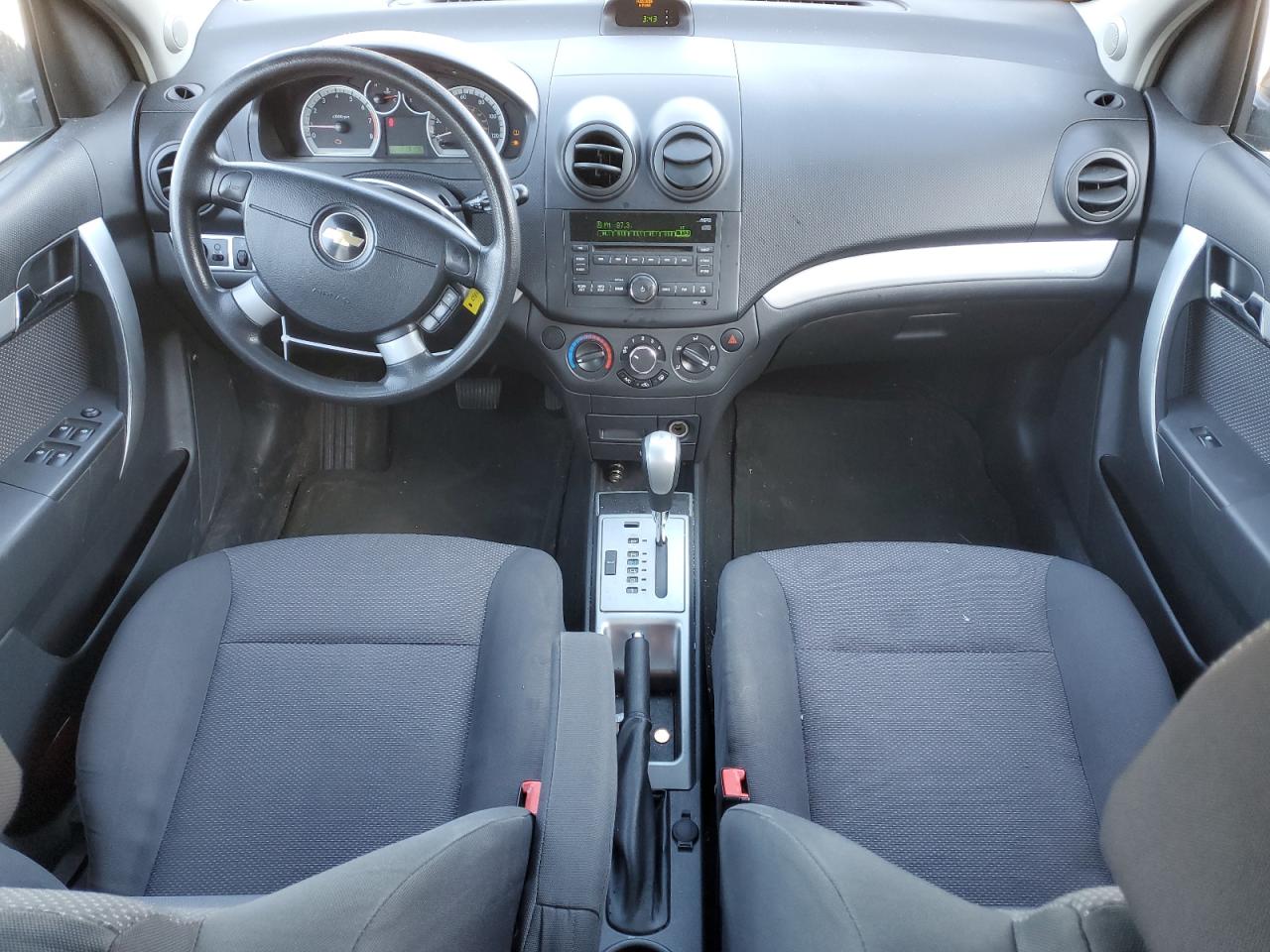 2010 Chevrolet Aveo - Image 8