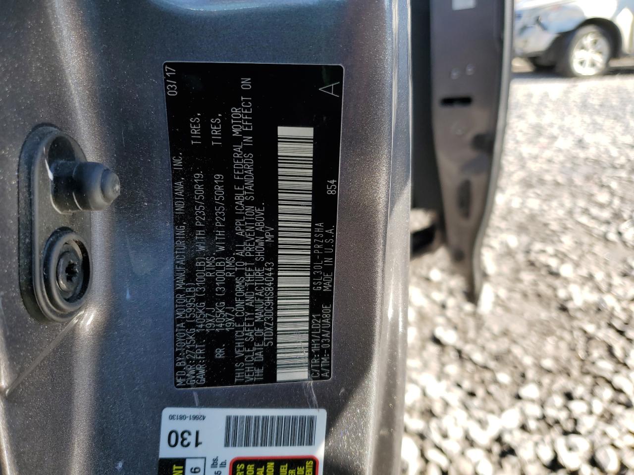 2017 Toyota Sienna - Image 13