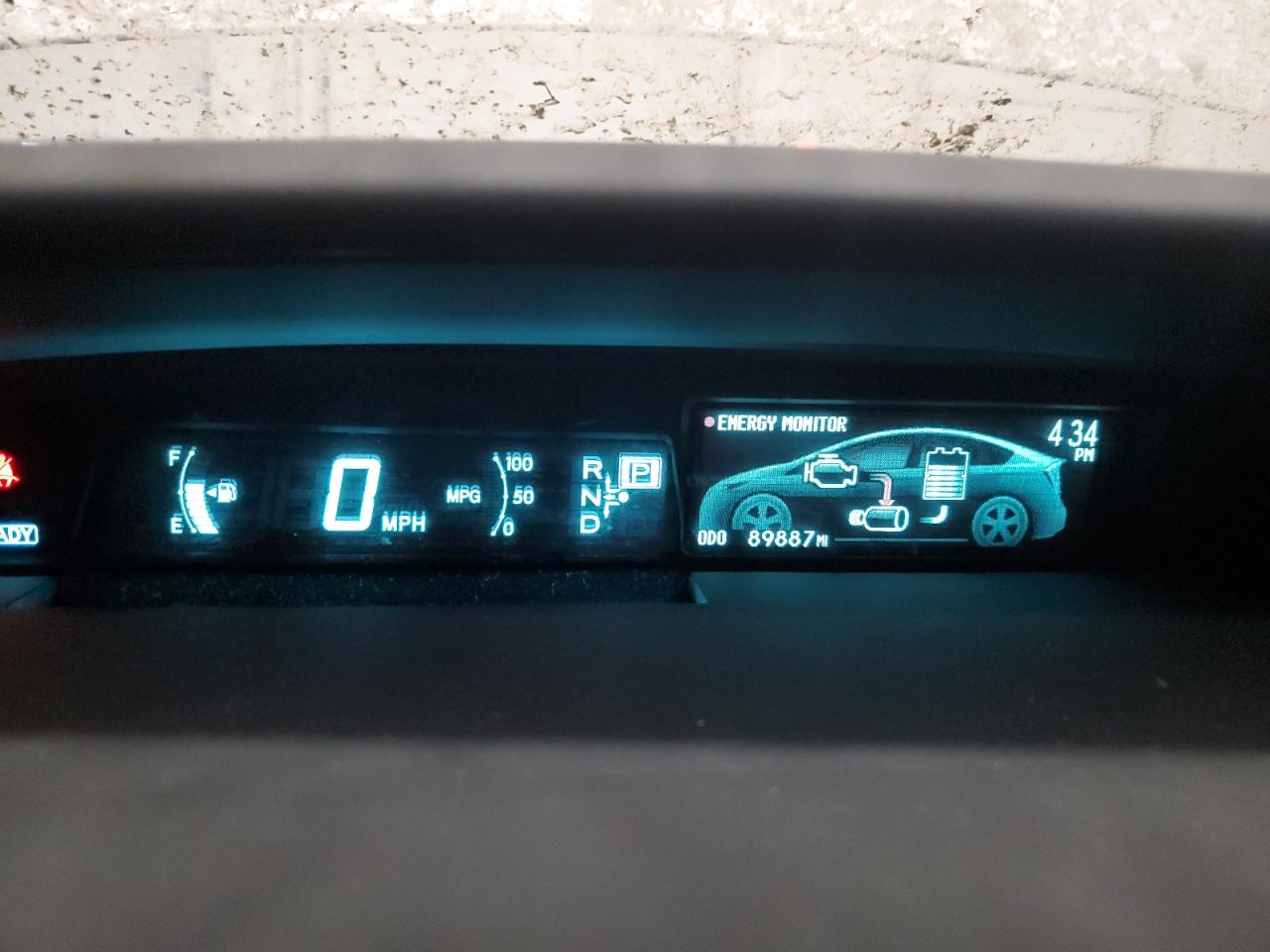 2012 Toyota Prius - Image 9