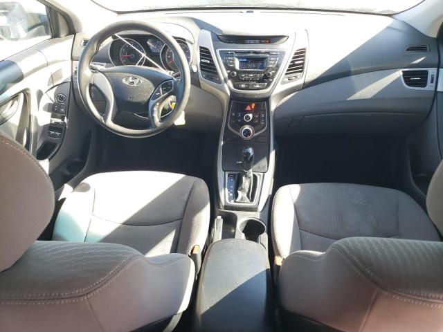 Sedans HYUNDAI ELANTRA 2015 Srebrny
