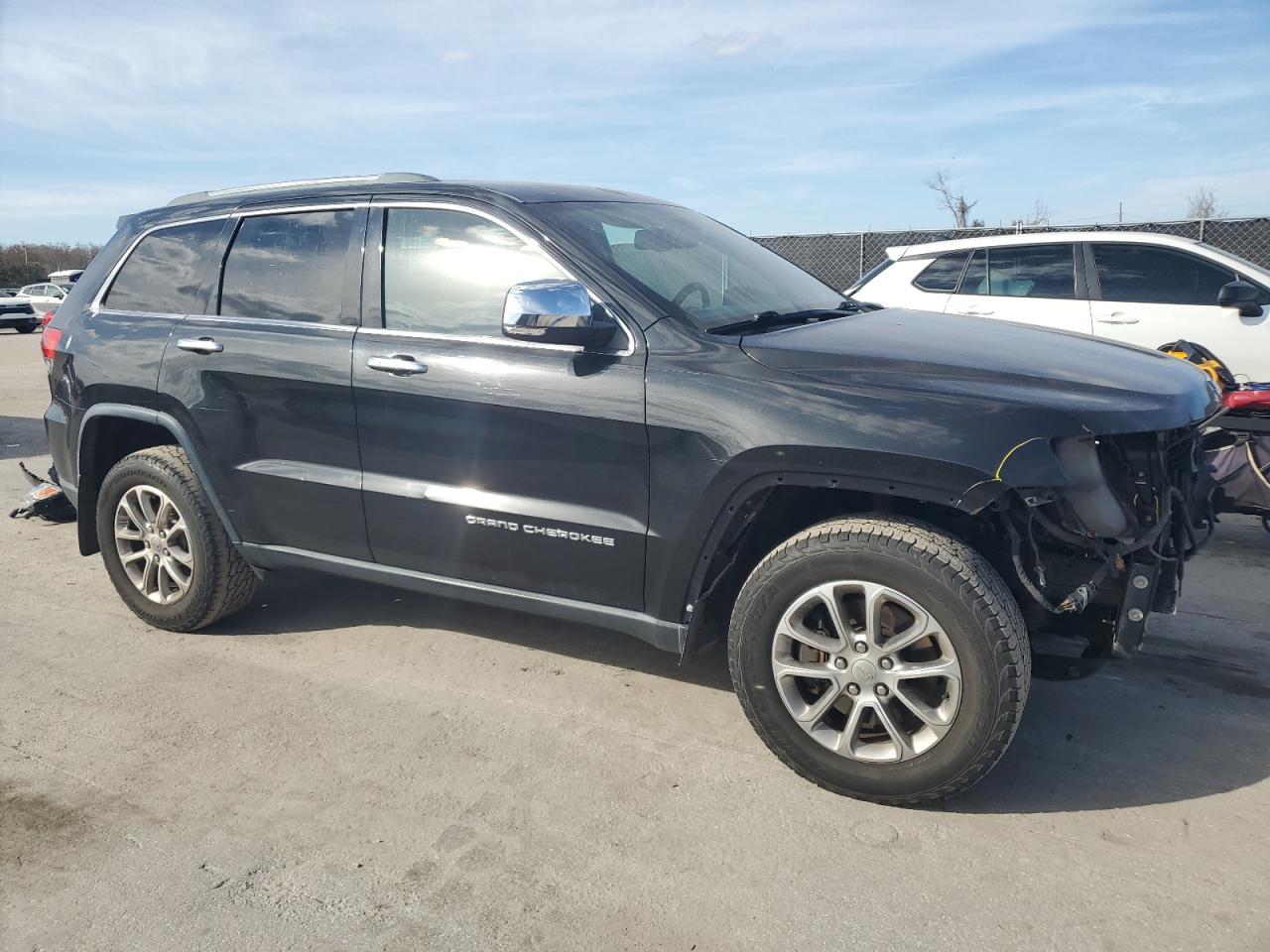 2014 Jeep Grand Cherokee - Image 4