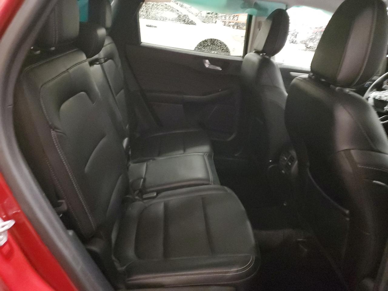 2022 Ford Escape - Image 11