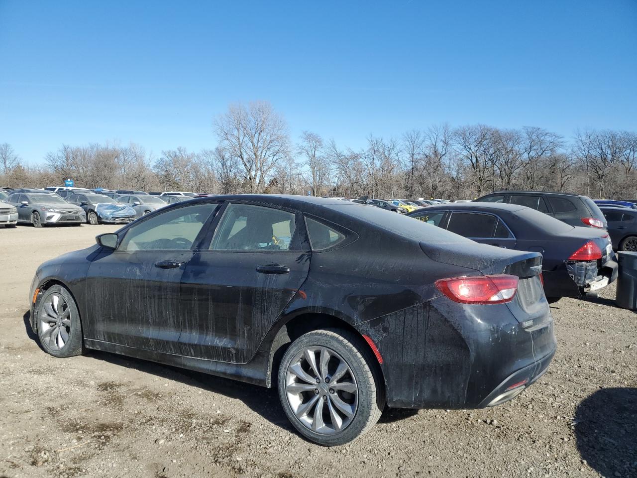 2015 Chrysler 200 - Image 2