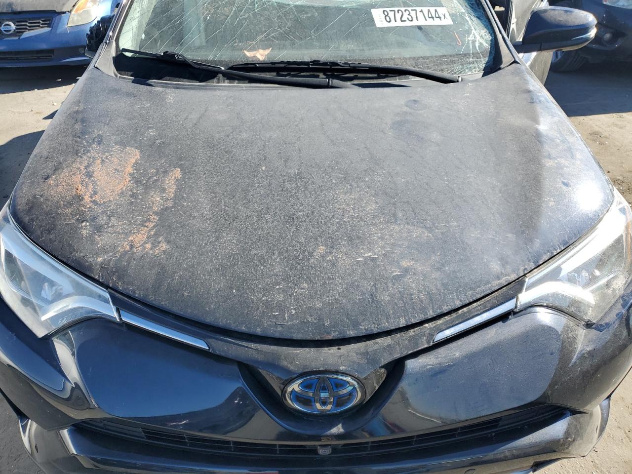 2018 Toyota RAV 4 - Image 11