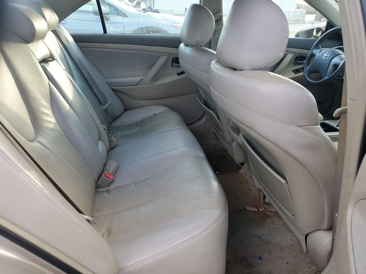2007 Toyota Camry - Image 10