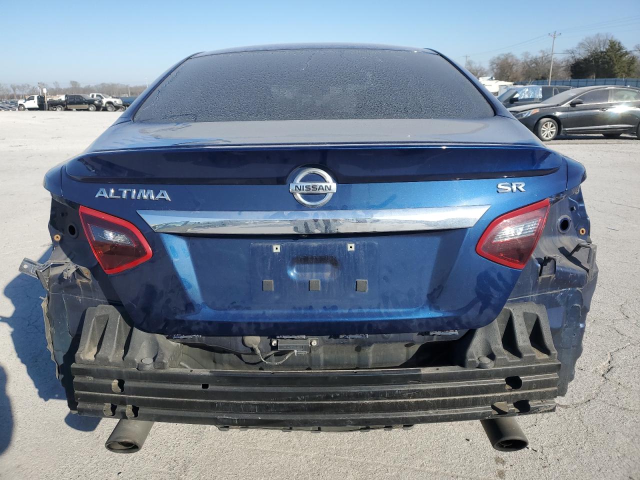 2017 Nissan Altima - Image 6
