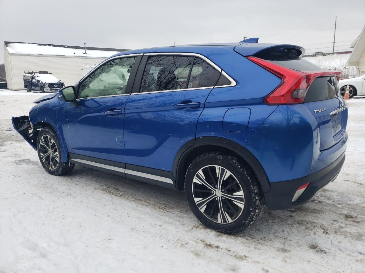 2019 Mitsubishi Eclipse - Image 2