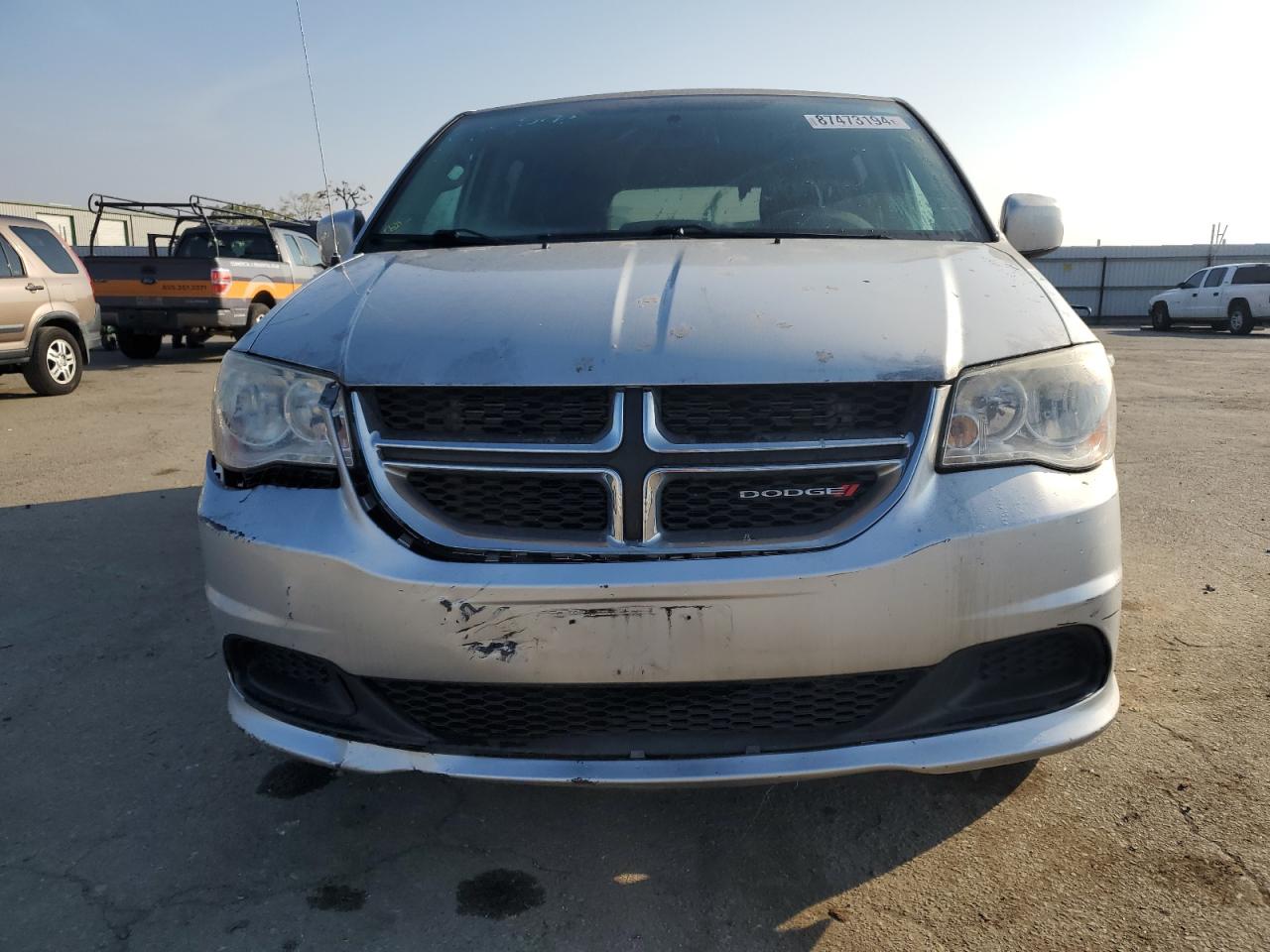 2012 Dodge Caravan - Image 5