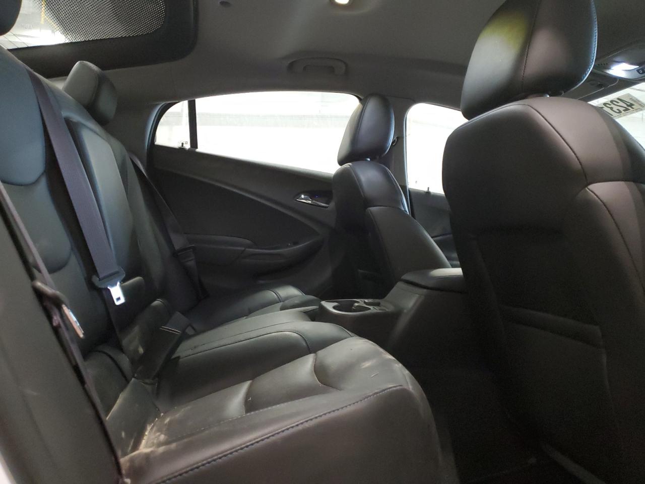 2017 Chevrolet Volt - Image 10