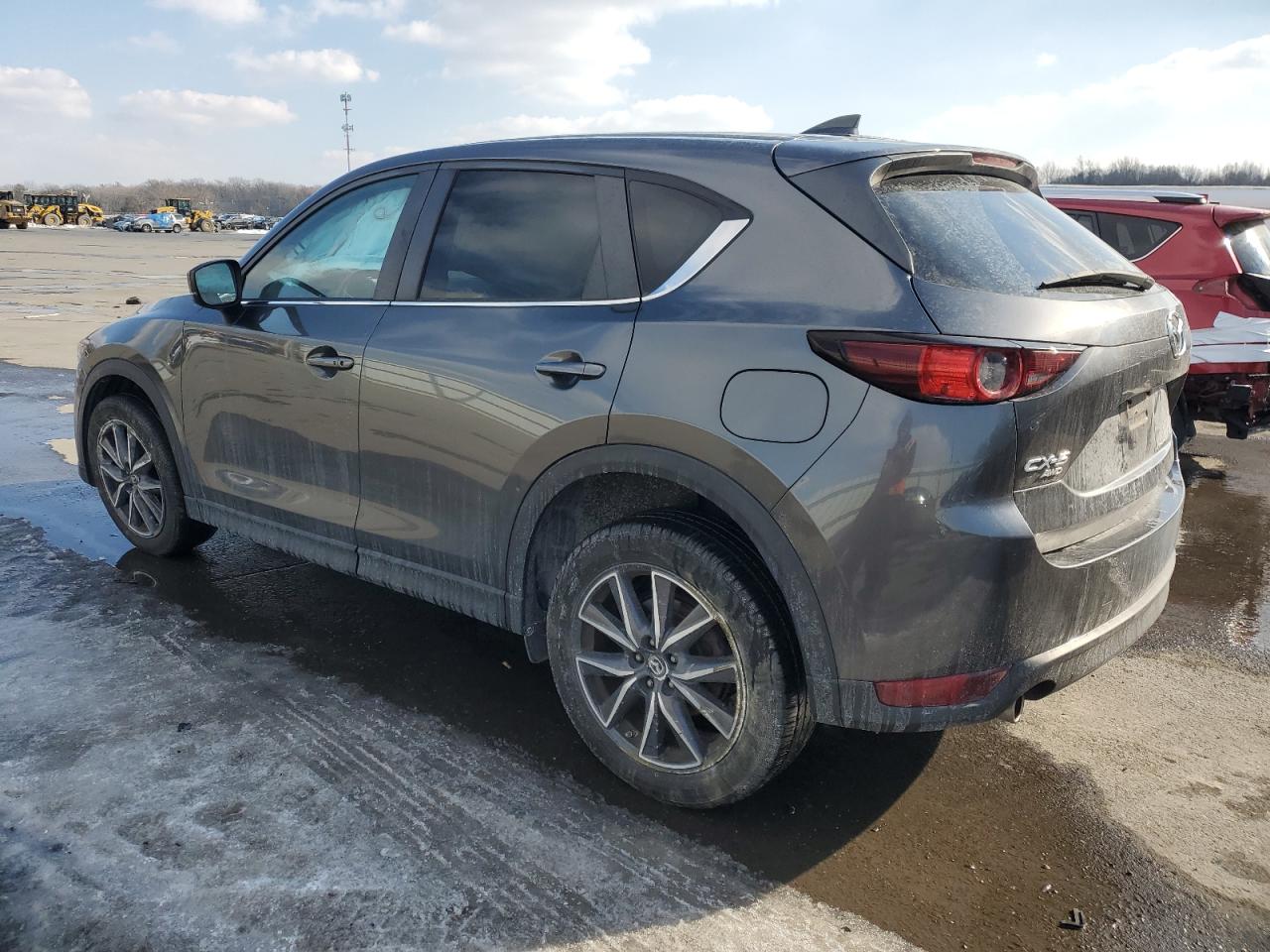 2018 Mazda CX-5 - Image 2
