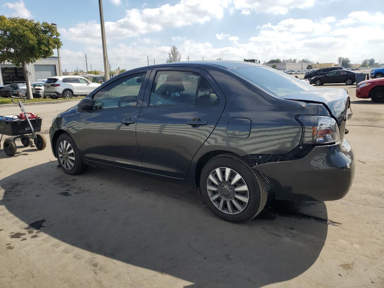 2007 Toyota Yaris - Image 2