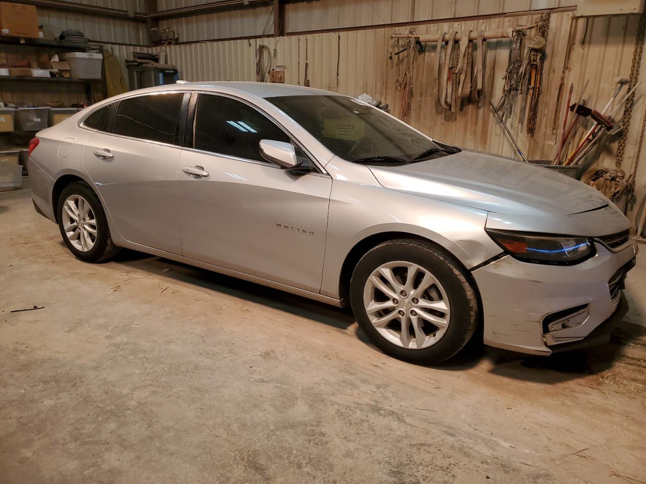 2017 Chevrolet Malibu - Image 4